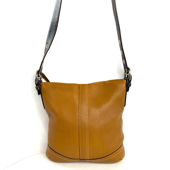 COACH Legacy F10941 Camel Brown Leather Medium Shoulder Duffle Bag Purse - Picture 1 of 10